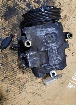 Компресор кондиціонера volkswagen polo 1.2b 02r