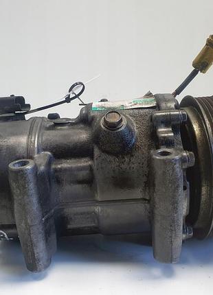 Компресор кондиціонера peugeot 207 1.4 16v kfu