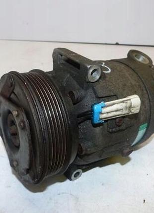 Компресор кондиціонера 1135324 opel 1.8