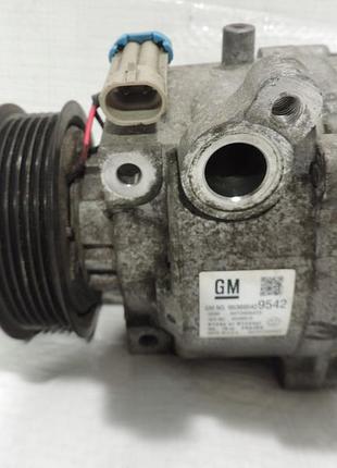 Компрессор кондиционера opel oe 95369542