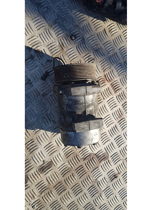 Компресор кондиціонера renault dxi volvo 2