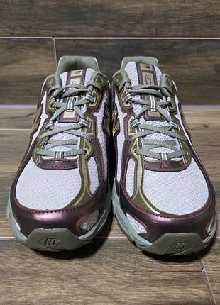 Оригинальные кроссовки new balance 740 3