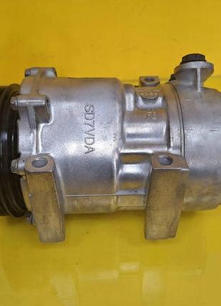 Компрессор кондиционера citroen c5 2.0 b № 93 8
