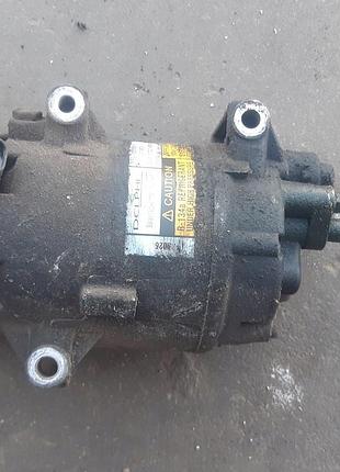 Компресор кондиціонера renault 82000050141 scenic ii