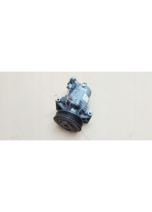 Компрессор кондиционера nissan oe 926003m0a 2