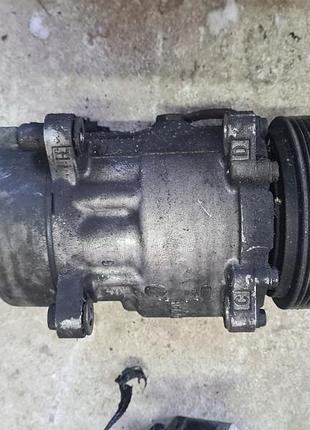 Компресор кондиціонера 701820805q vw transporter t4