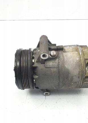 Компресор кондиціонера 13322147 opel zafira b