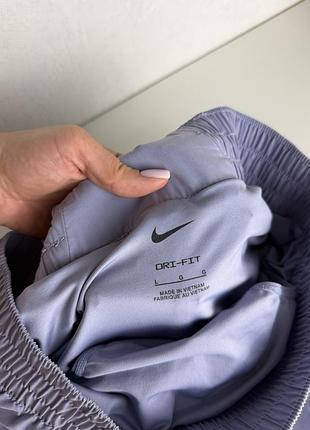 Спортивні шорти nike 5