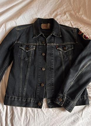 Джинсовка levis розмір с жіноча