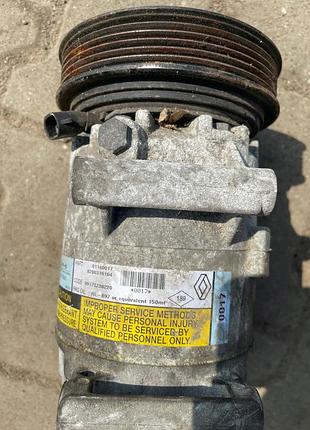 Компресор кондиціонера renault 8200316164