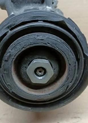 Компресор кондиціонера 4m0820803 audi a4 b9 6