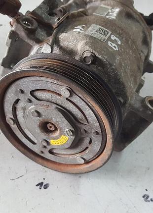 Компрессор кондиционера denso 8t0260805f 4