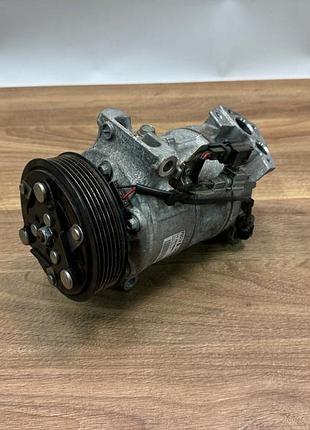 Компрессор кондиционера renault megane мальовничий талісман 926003404r