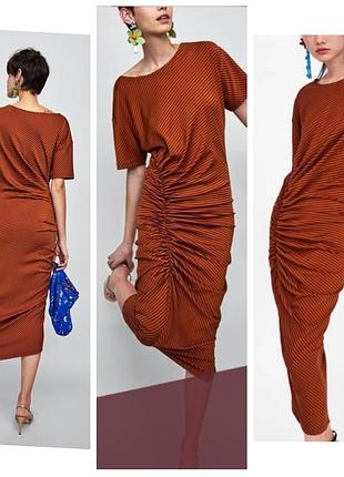 Эффектное платье zara с драпировкой, s