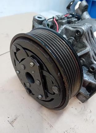 Компрессор кондиционера dacia oe 926008367 2