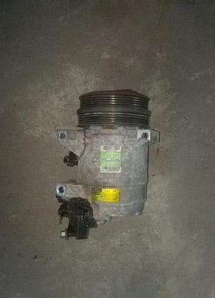 Компресор кондиціонера volvo c30 c70 v50 s40 31308257