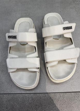 Шльопанці босоніжки guess 2