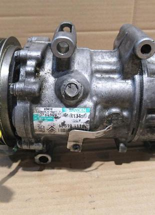 Компресор кондиціонера 9651911180 peugeot 307