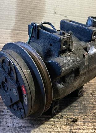 Компрессор кондиционера audi 80 b4 8a0260805