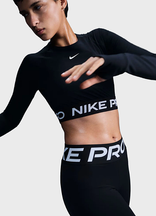 Укороченный топ nike pro с длинными рукавами. размер s-xs