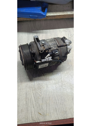 Компрессор кондиционера renault oe 8200890987