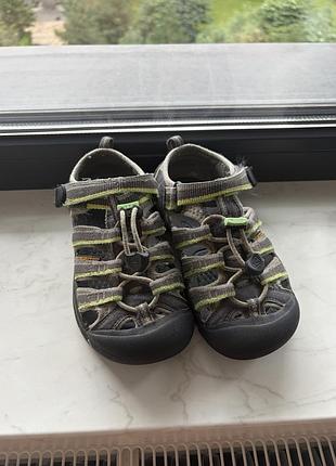 Босоніжки, сандалі keen, 29
