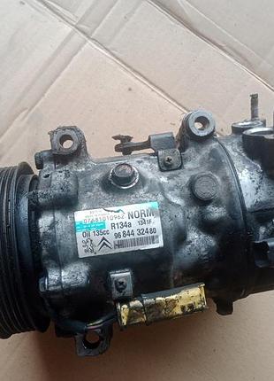 Компресор кондиціонера peugeot 5008 9684432480