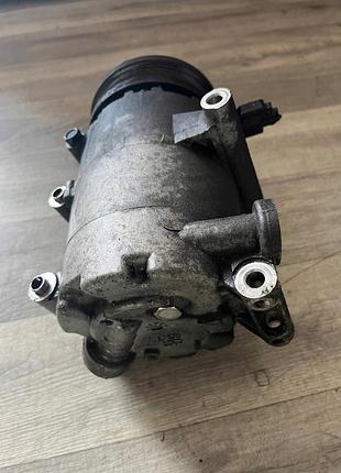 Компресор кондиціонера ford focus mk2 2.0