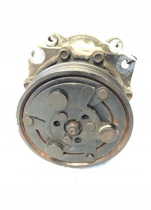 Компресор кондиціонера volkswagen golf iv 76030301