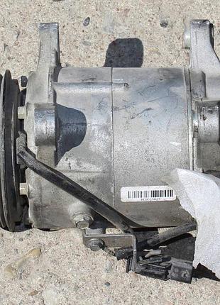 Компресор кондиціонера bmw oe 6826881