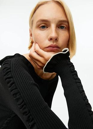 Rib-knit frill top лонгслив arket 2