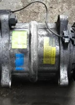 Компрессор кондиционера volvo v40 s40 8708581 pompa klimy