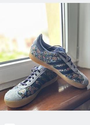 Кросівки adidas liberty