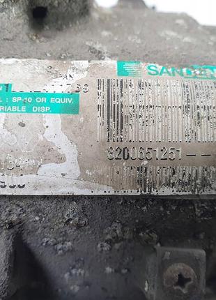 Компресор кондиціонера 8200651251 nissan note 3