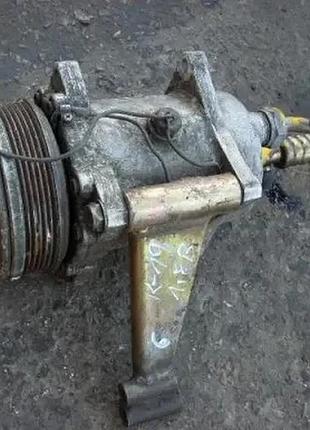 Компрессор кондиционера spężarka klimatyzacji renault 19 1,8 benzyna