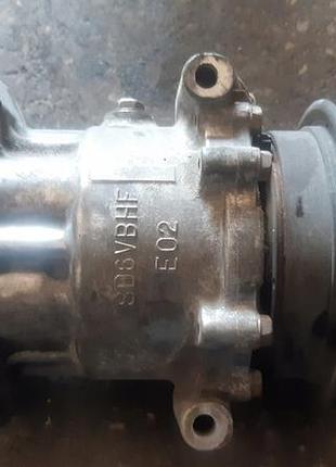 Компресор кондиціонера renault clio ii lift 82000315744