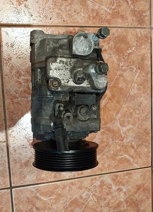 Компресор кондиціонера vw phaeton 3.2 3b0820803c 3