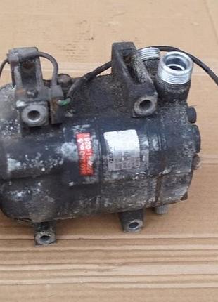 Компрессор кондиционера audi 80 b4 8a0260805