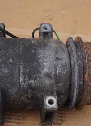Компрессор кондиционера audi 80 b4 8a0260805 9
