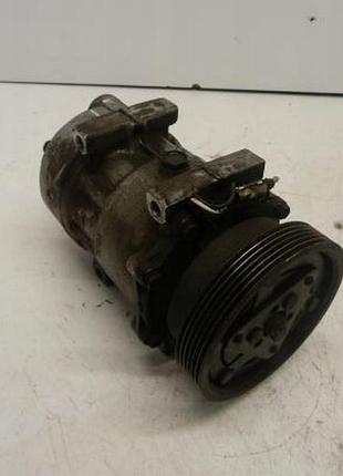 Компресор кондиціонера 7700111036 renault