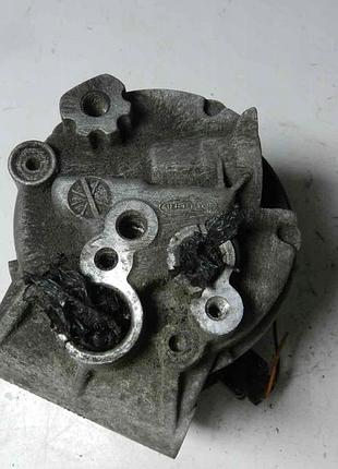 Компресор кондиціонера renault 1.9dci 8200678499 4
