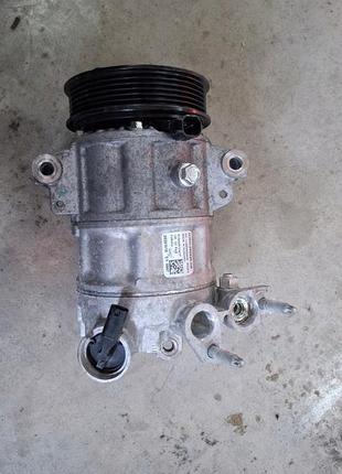 Компресор кондиціонера ford fiesta mk8 h1bh-19d629-db