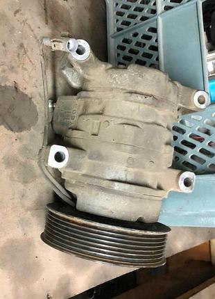 Компрессор кондиционера toyota hilux 447260-8020