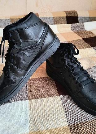 Кроссовки jordan 1 retro mid black 3