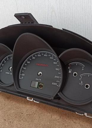 Колодцы туннелей в панель приборов chevrolet lacetti, тюнинг щитка, кольца 3д 2