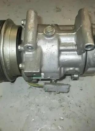 Компрессор кондиционера renault 1.5 dci 8200953359