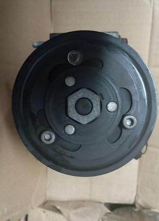 Компрессор кондиционера denso dcp20122 ний 4