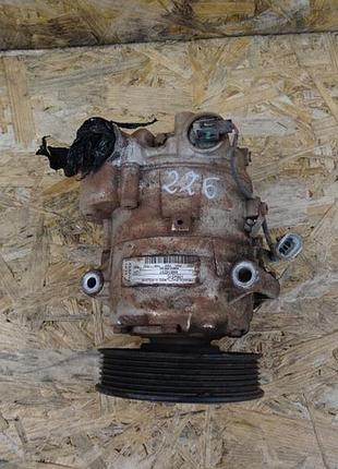 Компресор кондиціонера opel meriva b 1854515