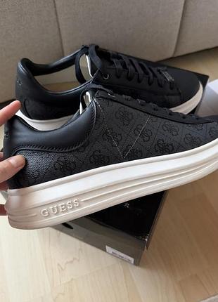 Чоловічі кросівки guess 4