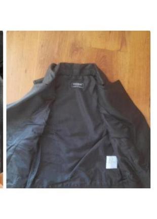 Шкіряна жилетка, вінтаж. ysl. р.xs/s
еова  в користуванні не була .лише без паперрвих бірок